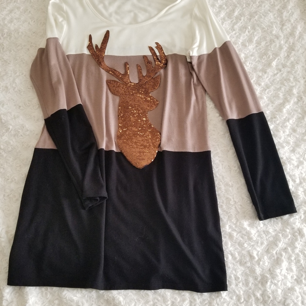 Sweaters - Picture 3 of 4